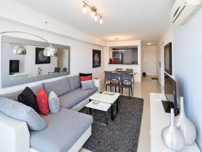Apartamento en Alquiler en Punta del Este 2 dormitorios y medio 