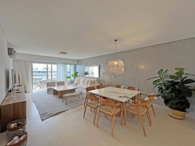 APARTAMENTO PENTHOUSE BRAVA 28  2 DORMITORIOS PUNTA DEL ESTE PLAYA BRAVA