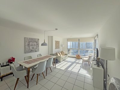 Apartamento en Venta 3 Dormitorios Punta del Este