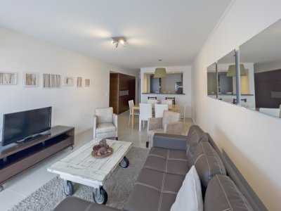 Apartamento en venta y alquiler en Brava Punta del Este, 2 dormitorios, 2 baños