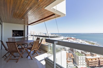 Piso alto, Impecable ! - Hermosa vista al mar, excelente ubicación