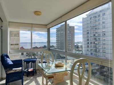 Torre Libertador en venta reciclado de dos dormitorios 