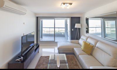 Apartamento en venta y alquiler en Brava Punta del Este, 3 dormitorios, 3 baños