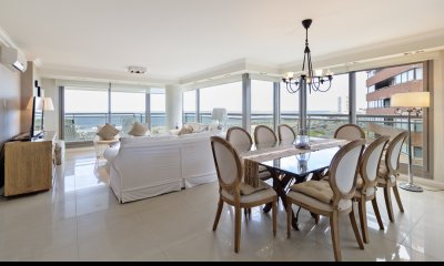 Apartamento en venta en Brava Punta del Este, 4 dormitorios, 5 baños