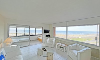 Apartamento en venta y alquiler en Brava Punta del Este, 3 dormitorios, 2 baños