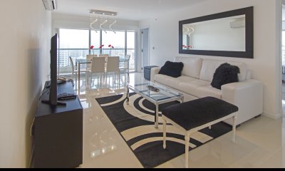 Apartamento en venta y alquiler en Brava Punta del Este, 2 dormitorios, 2 baños