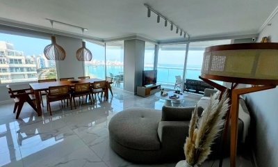 Apartamento esquinero en Torre Paramount