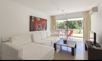 Apartamento en venta en Rincón del Indio Punta del Este, 2 dormitorios, 2 baños