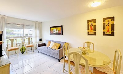 VENTA APARTAMENTO 2 DORMITORIOS PUNTA DEL ESTE