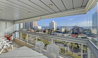 Apartamento en venta y alquiler en Mansa Punta del Este, 2 dormitorios, 2 baños