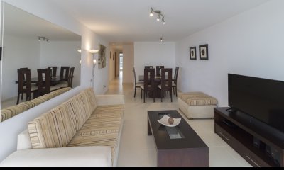 Season Tower Punta del Este  Apartamentos  2 dormitorios y 3 baños en Venta