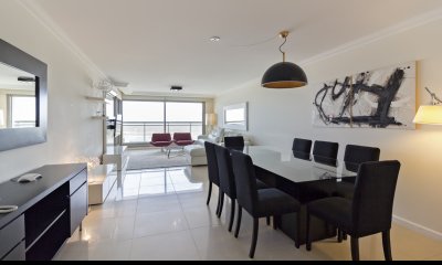 Apartamento en venta en Brava Punta del Este, 3 dormitorios, 3 baños