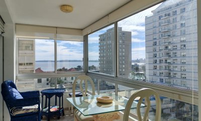 Torre Libertador en venta reciclado de dos dormitorios