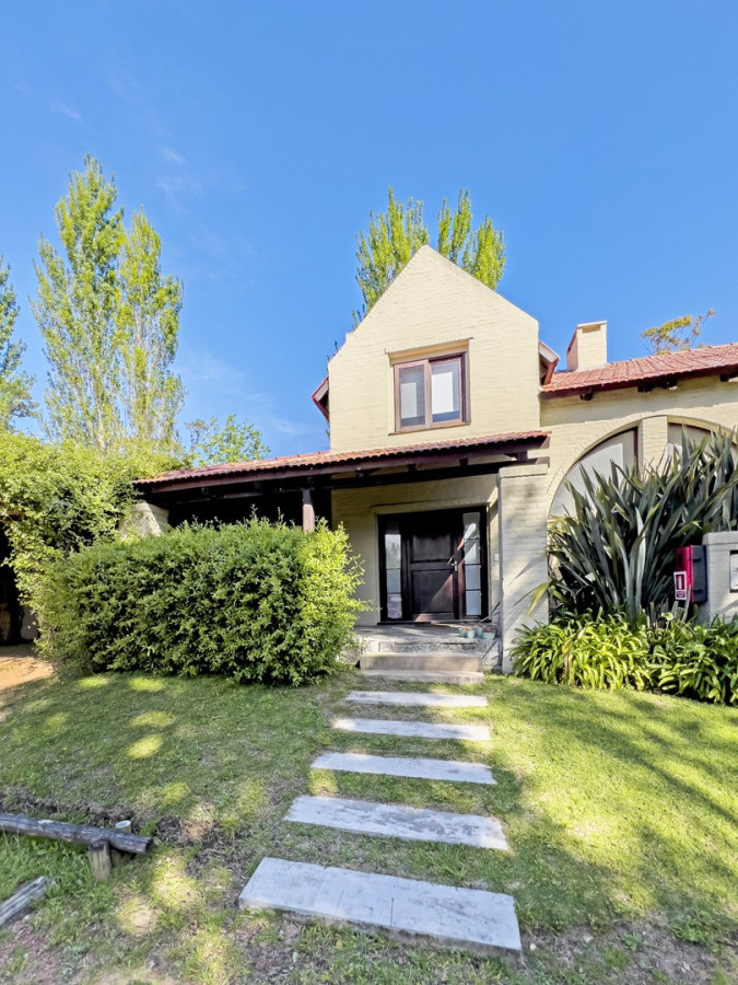 Imagen de Casa en venta en Barrio privado