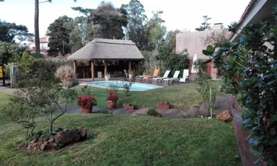 Linda Casa de 2 plantas