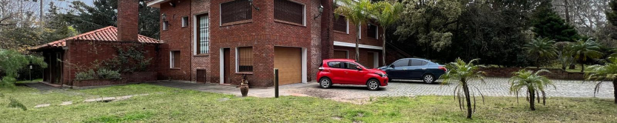 Venta de Casa 8 DORMITORIOS en Solanas