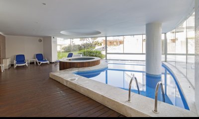 Departamento en venta, amplio, 3 dorm + dependencia
