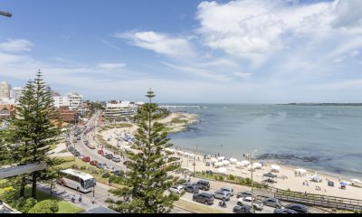 Apartamento 3 dormitorios en venta y alquiler frente al mar