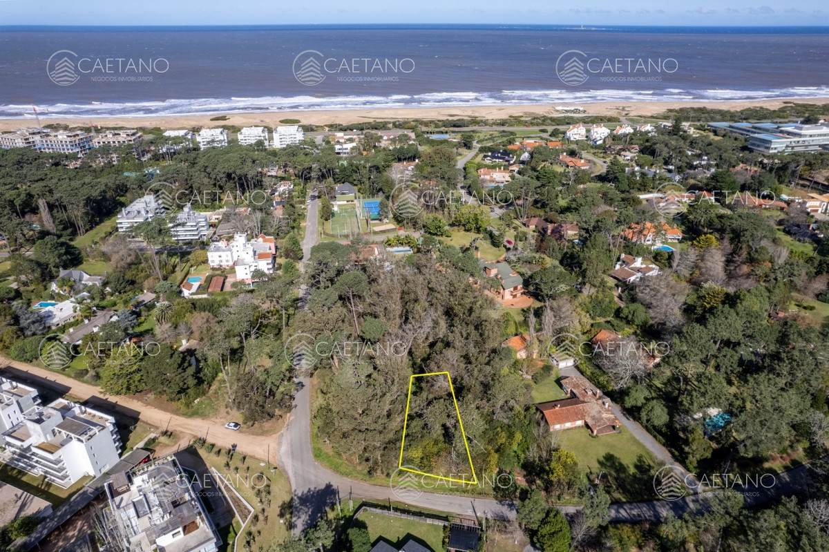 Terreno ID.994 - Vendo Terreno de 621 m en el Golf