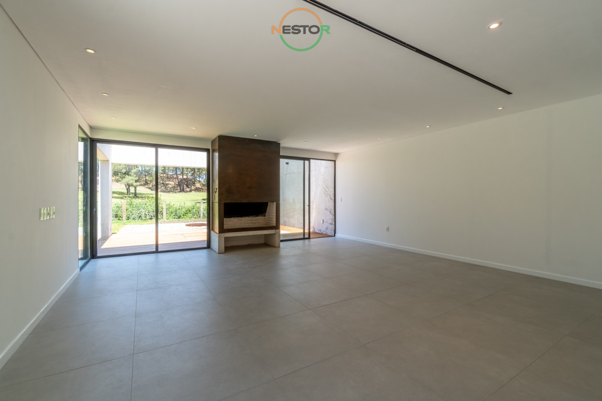 Casa ID.6684 - Casa 3 DORMITORIOS en Club del Lago, Punta Ballena