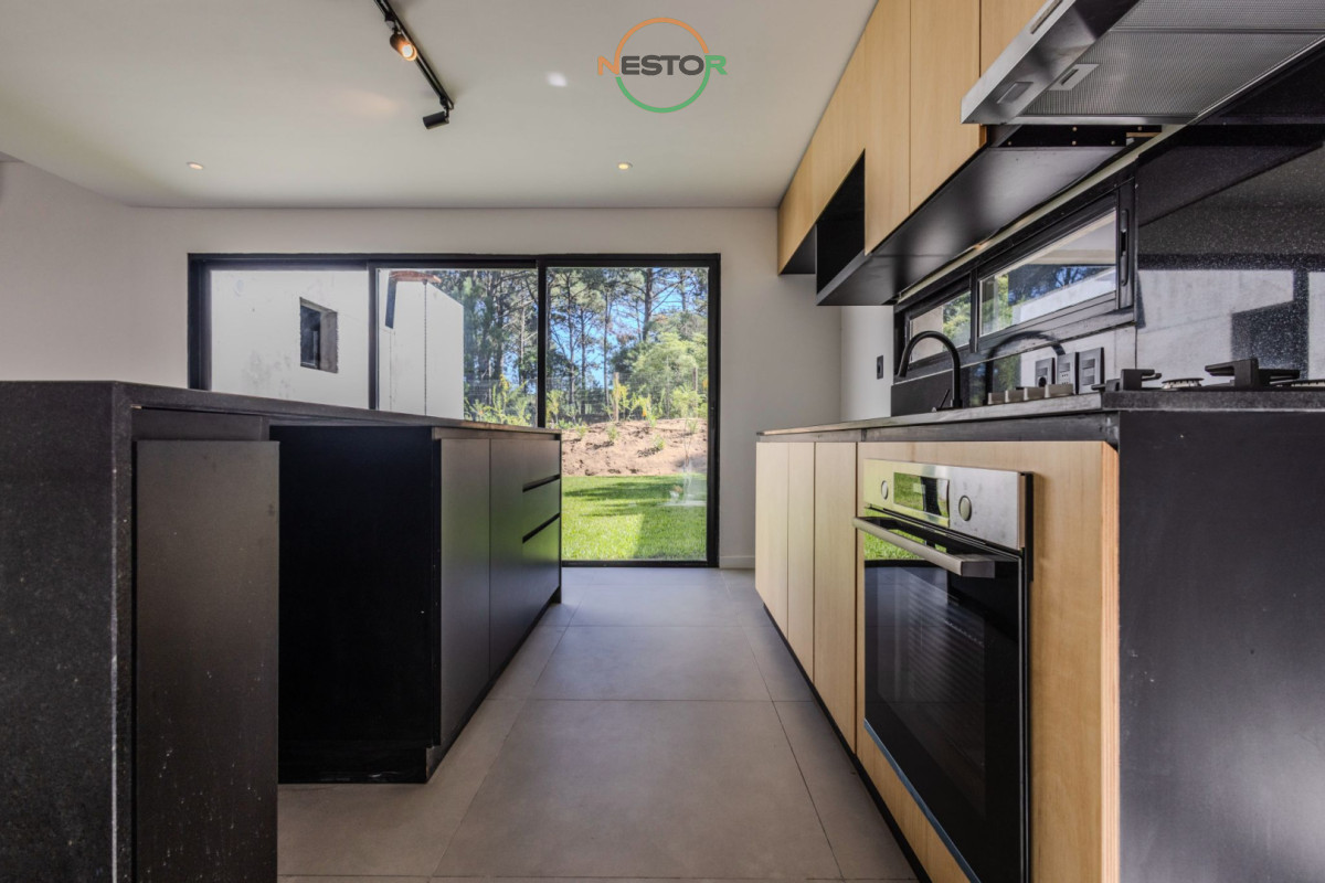 Casa ID.6686 - Casa 3 DORMITORIOS en Club del Lago, Punta Ballena