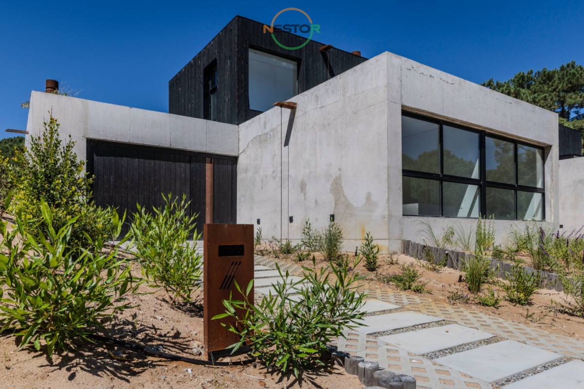 Casa ID.6684 - Casa 3 DORMITORIOS en Club del Lago, Punta Ballena