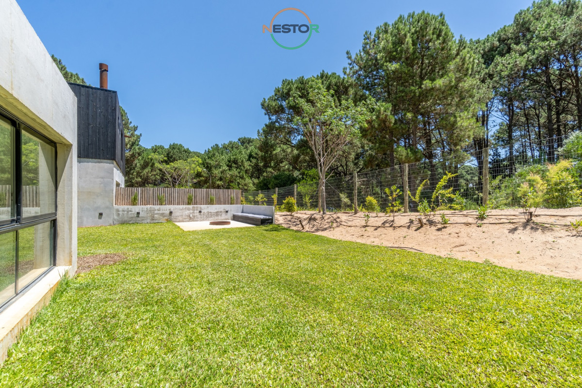 Casa ID.6686 - Casa 3 DORMITORIOS en Club del Lago, Punta Ballena