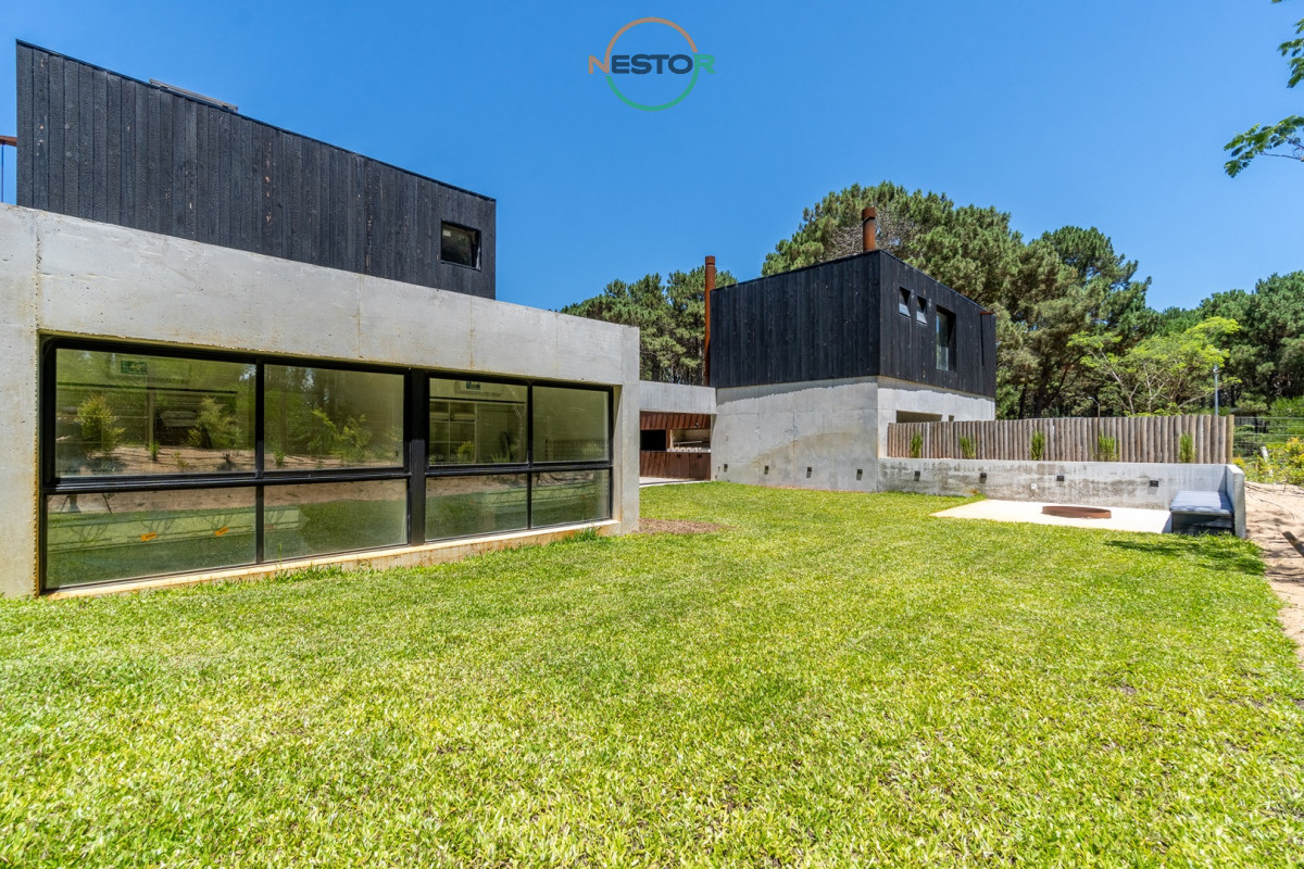 Casa ID.6686 - Casa 3 DORMITORIOS en Club del Lago, Punta Ballena
