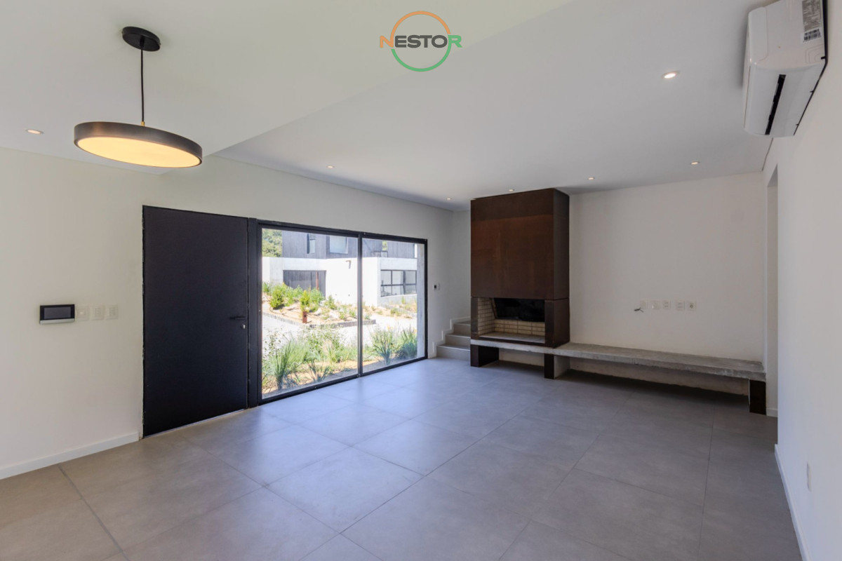 Casa ID.6686 - Casa 3 DORMITORIOS en Club del Lago, Punta Ballena