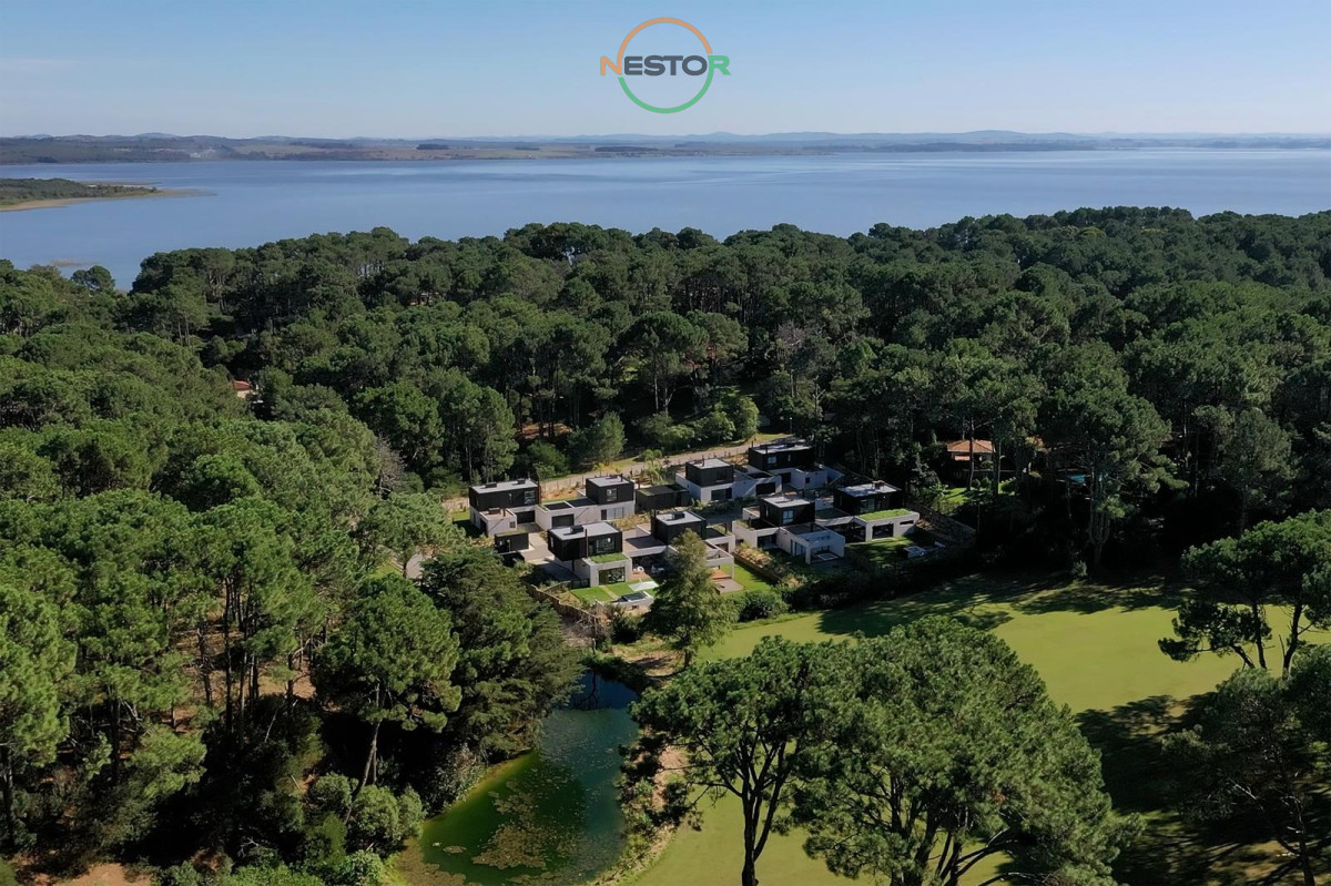 Casa ID.6686 - Casa 3 DORMITORIOS en Club del Lago, Punta Ballena