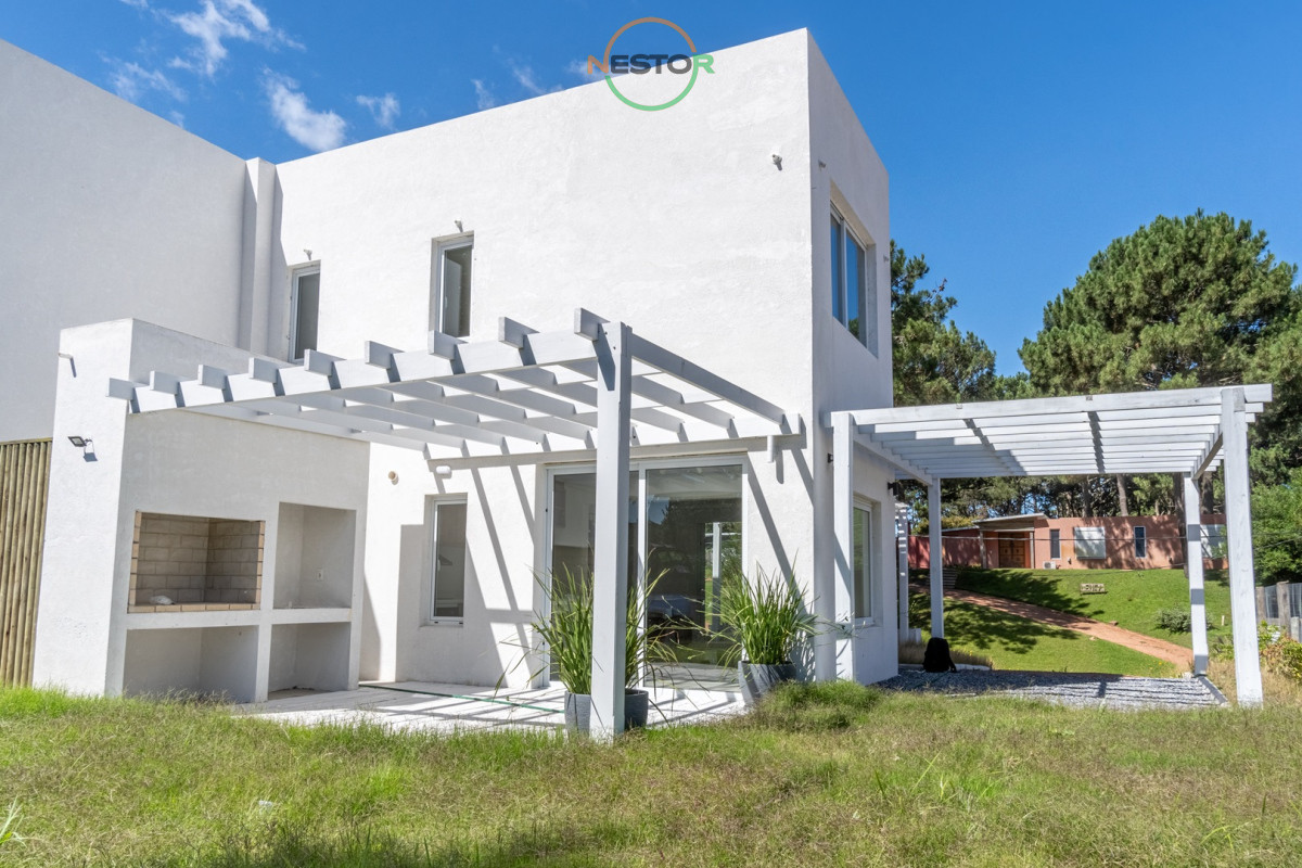 Casa ID.6588 - Casa 2 DORMITORIOS en Chihuahua, Punta Ballena