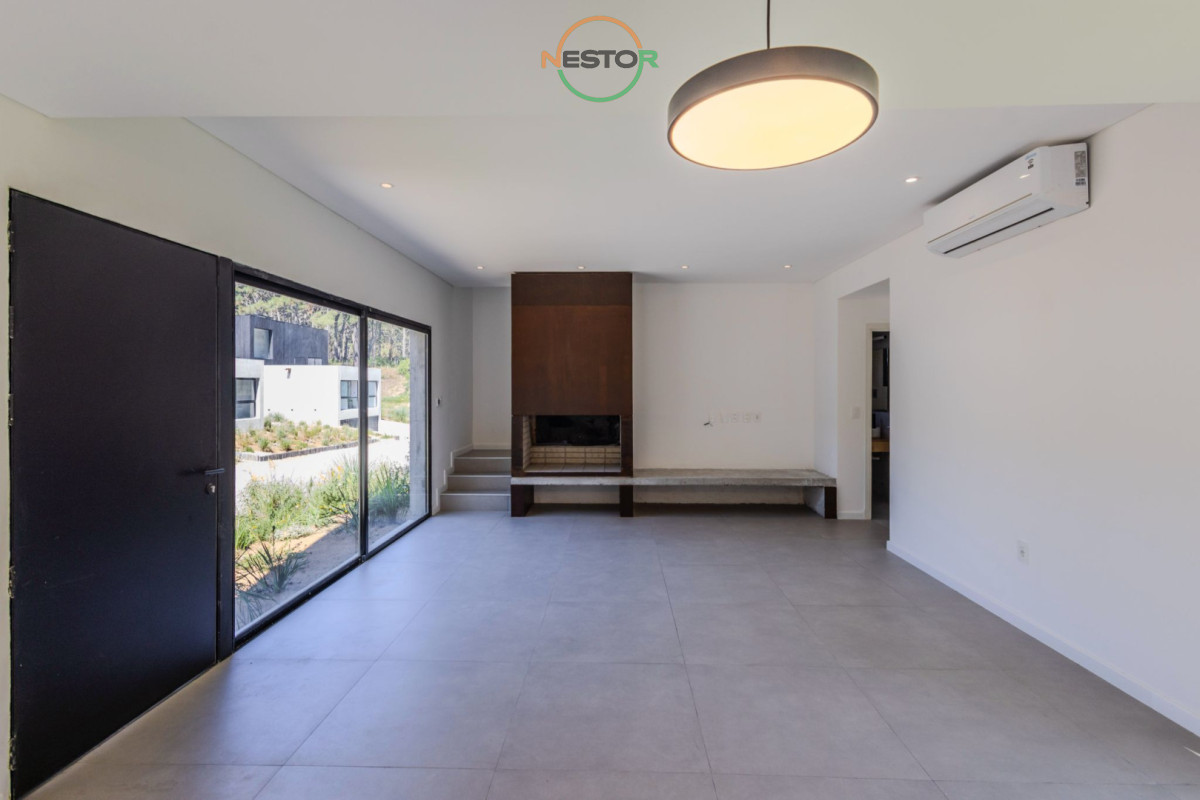 Casa ID.6686 - Casa 3 DORMITORIOS en Club del Lago, Punta Ballena