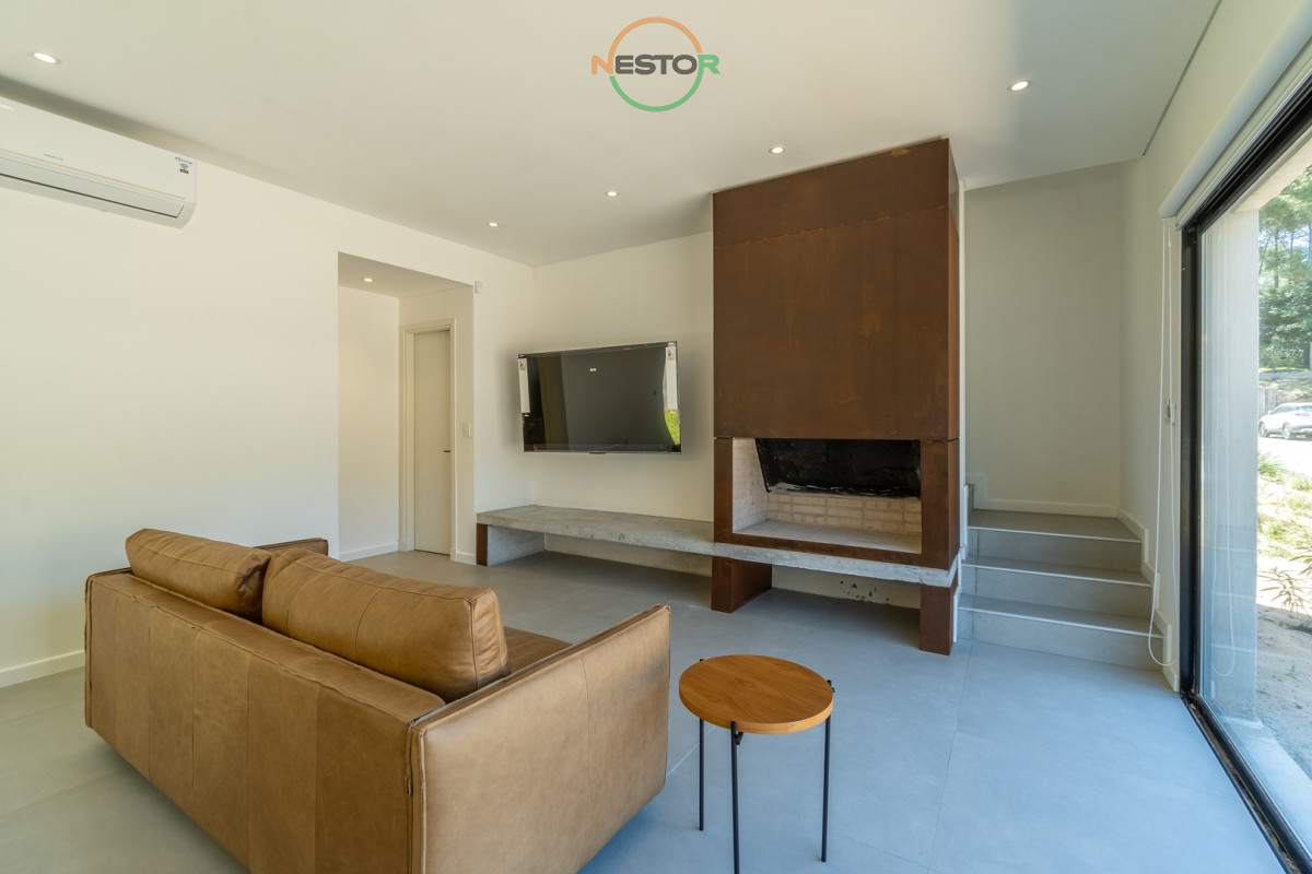 Casa ID.6686 - Casa 3 DORMITORIOS en Club del Lago, Punta Ballena