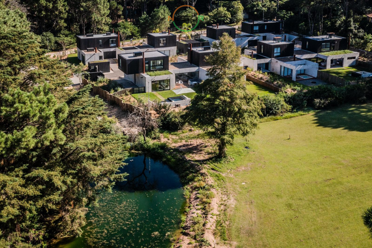 Casa ID.6684 - Casa 3 DORMITORIOS en Club del Lago, Punta Ballena