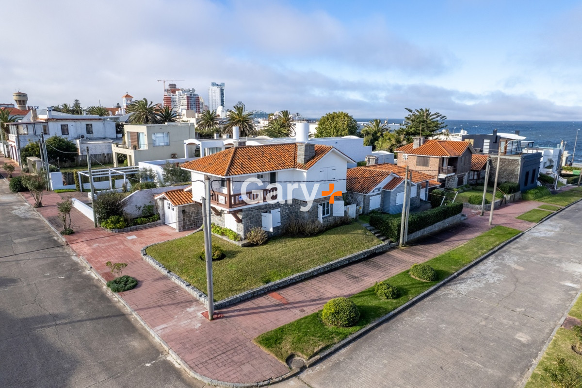 Casa ID.29116 - Venta casa 3 dormitorios, Peninsula.