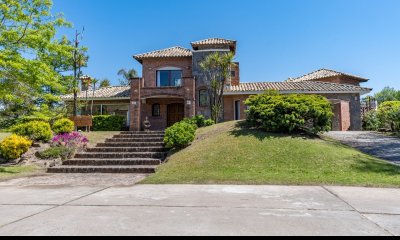 Casa en Solanas, 5 dormitorios