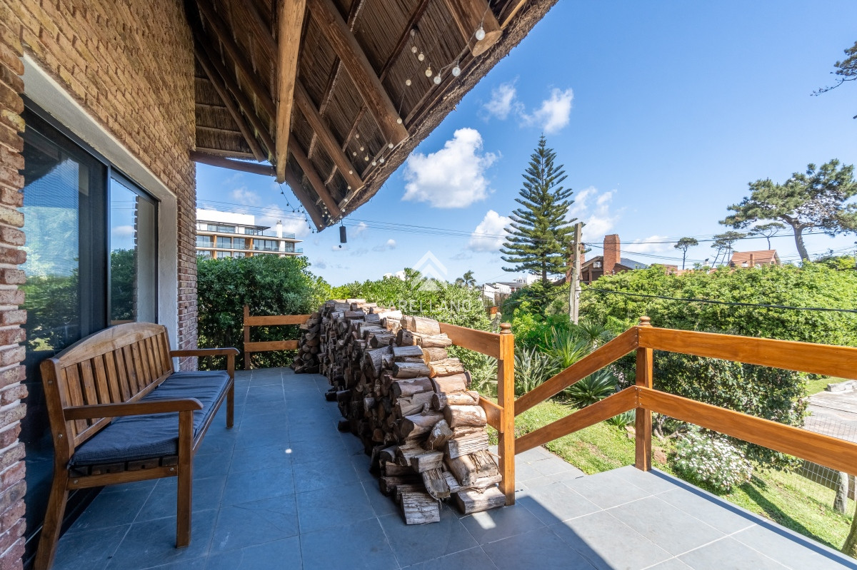 Casa ID.4115 - 3 dormitorios a pocas cuadras del mar, playa mansa