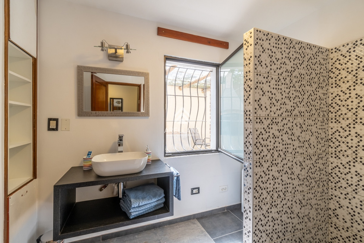 Casa ID.4115 - 3 dormitorios a pocas cuadras del mar, playa mansa