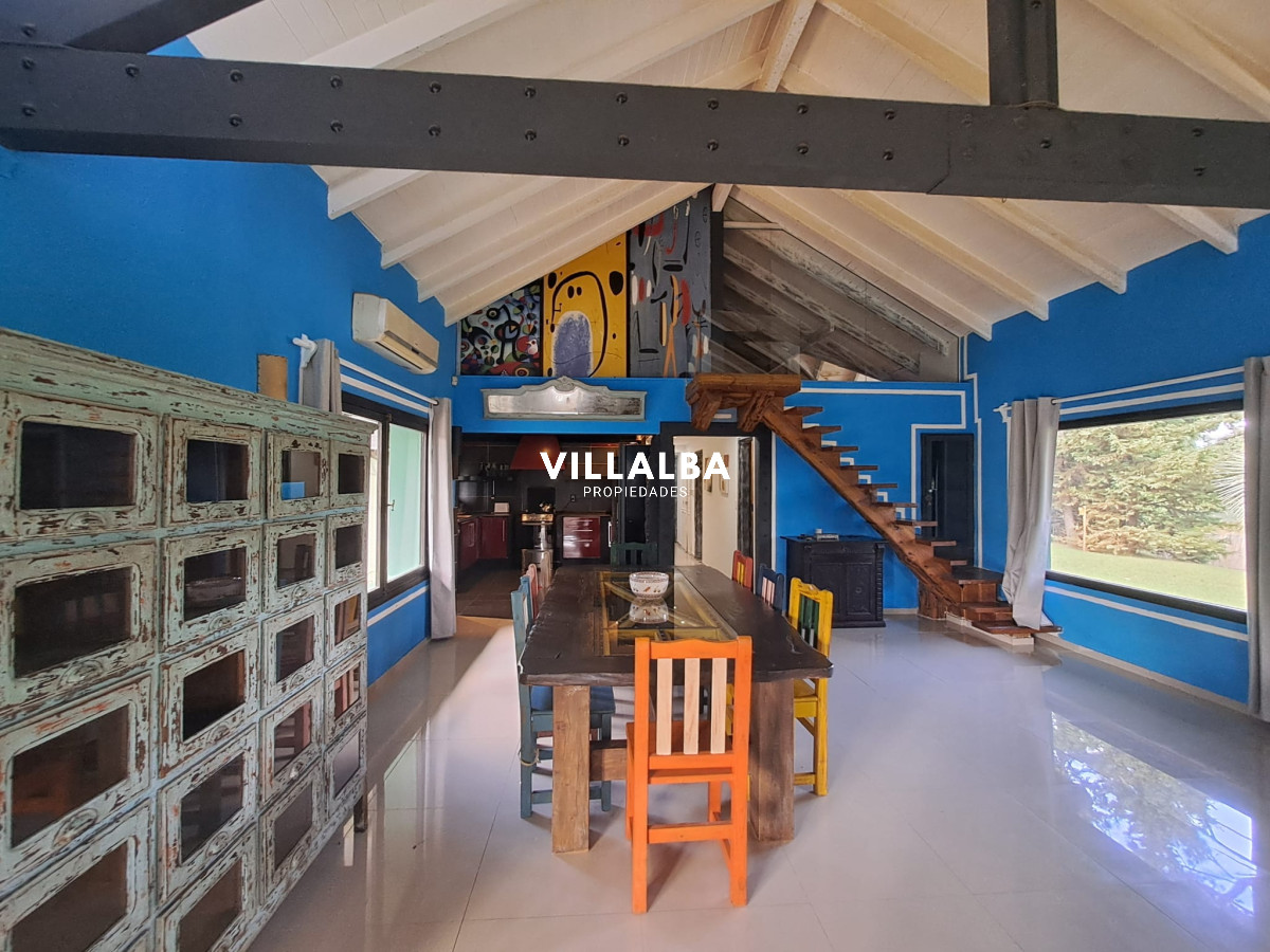 Apartamento ID.2916 - Venta de Hermosa propiedad con gran lote esquinero 