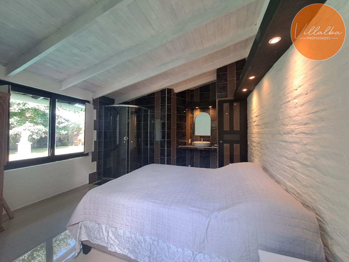 Apartamento ID.2916 - Venta de Hermosa propiedad con gran lote esquinero 