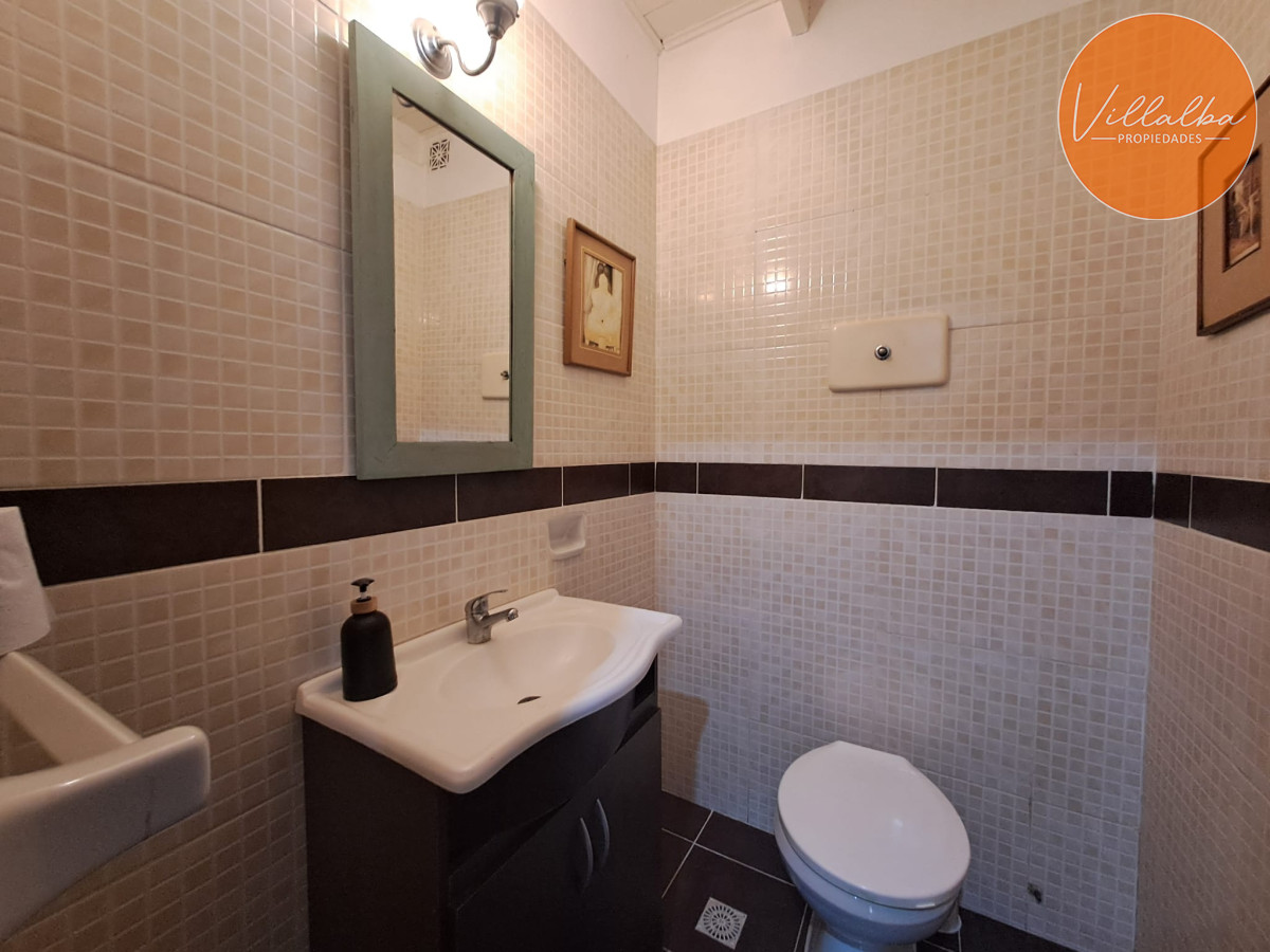 Apartamento ID.2916 - Venta de Hermosa propiedad con gran lote esquinero 