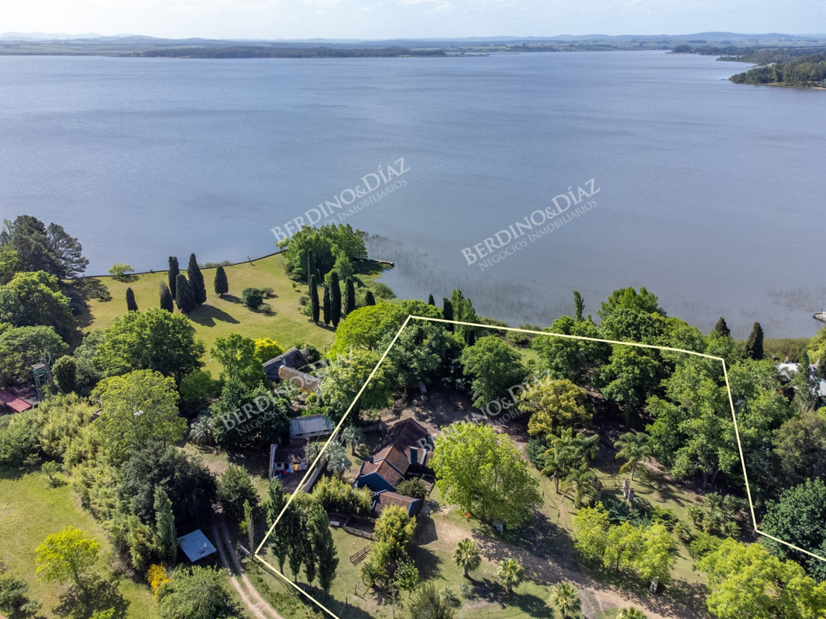 Chacra ID.2907 - Chacra sobre la Laguna del Sauce, en Punta Ballena