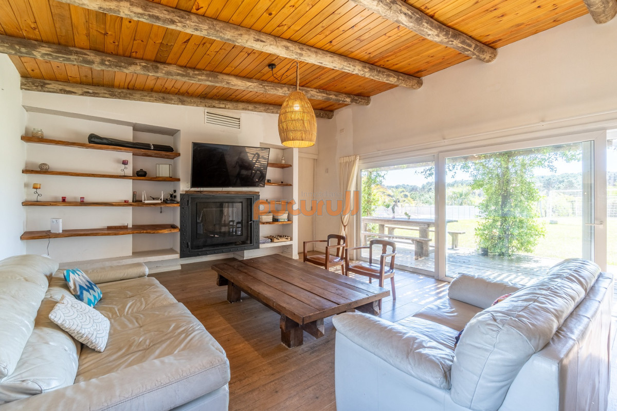 Casa ID.2475 - Casa 3 DORMITORIOS en Portezuelo Bosque, Punta Ballena