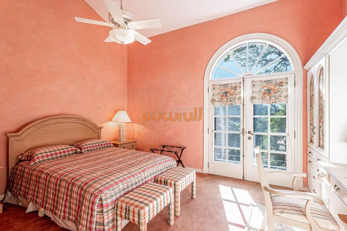 Casa ID.2501 - Casa en venta Punta Ballena 6 dormitorios