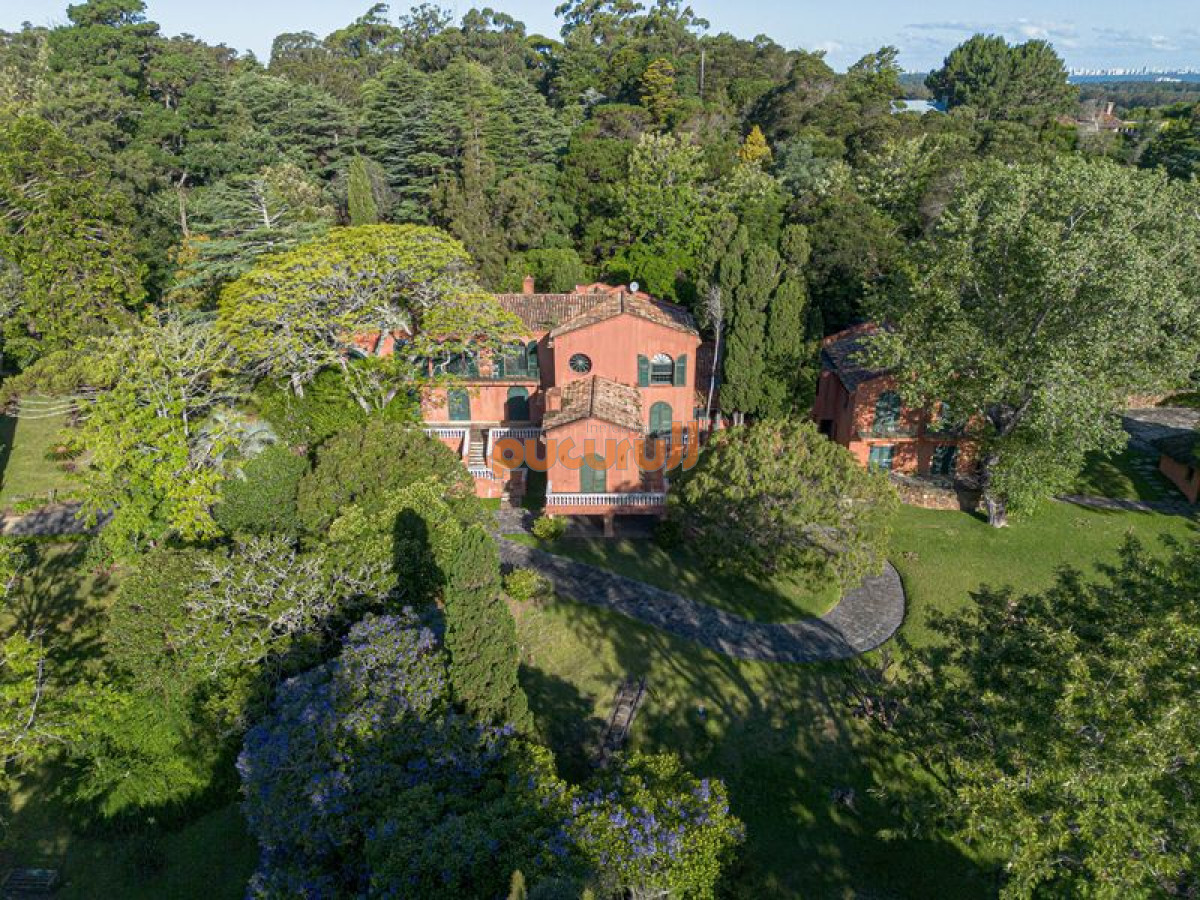 Casa ID.2501 - Casa en venta Punta Ballena 6 dormitorios