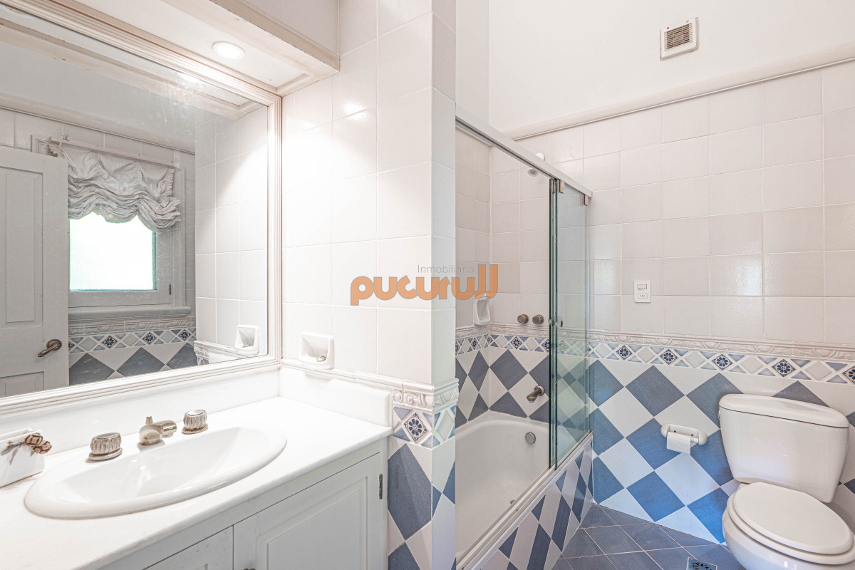 Casa ID.2501 - Casa en venta Punta Ballena 6 dormitorios