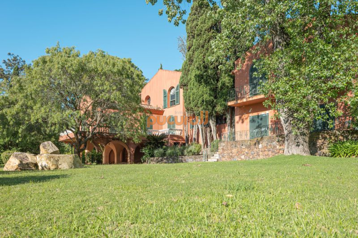 Casa ID.2501 - Casa en venta Punta Ballena 6 dormitorios