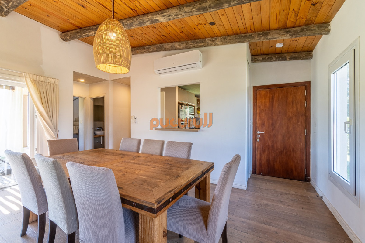 Casa ID.2475 - Casa 3 DORMITORIOS en Portezuelo Bosque, Punta Ballena