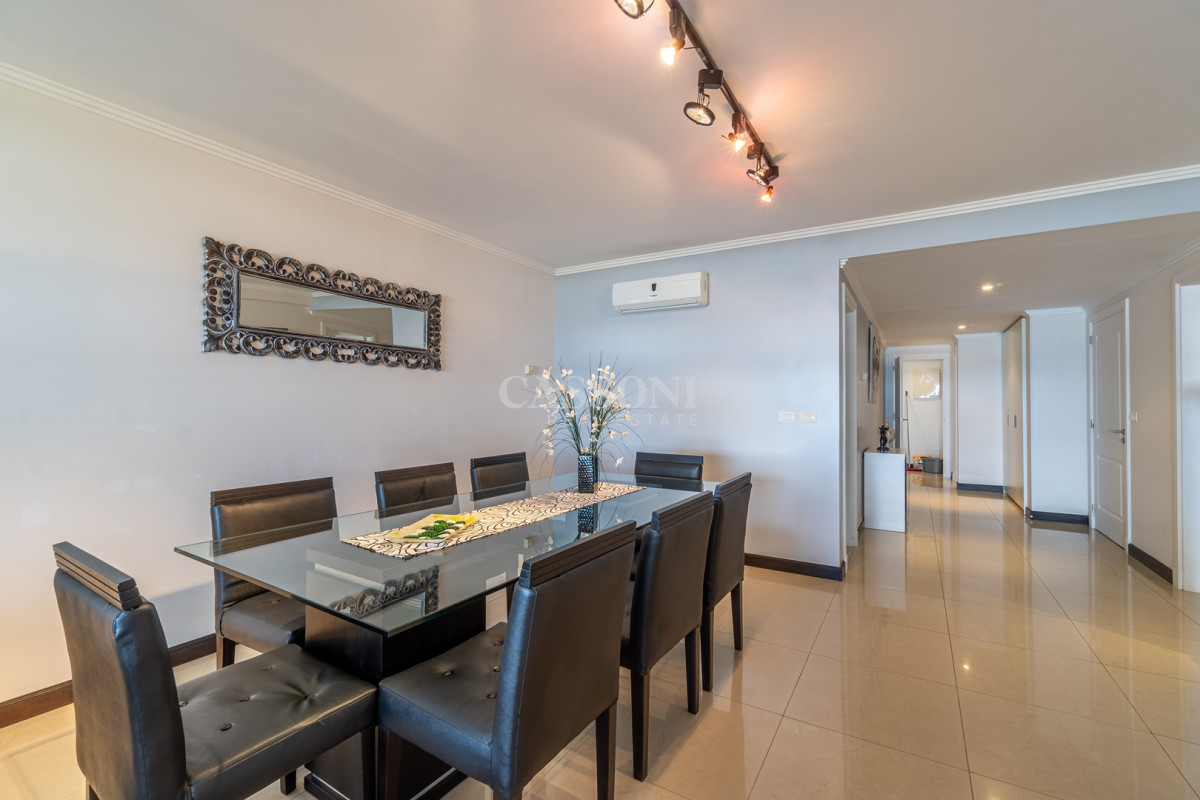 Apartamento ID.2410 - Espectacular apartamento en venta 3 suites y dependencia, Playa Brava. 