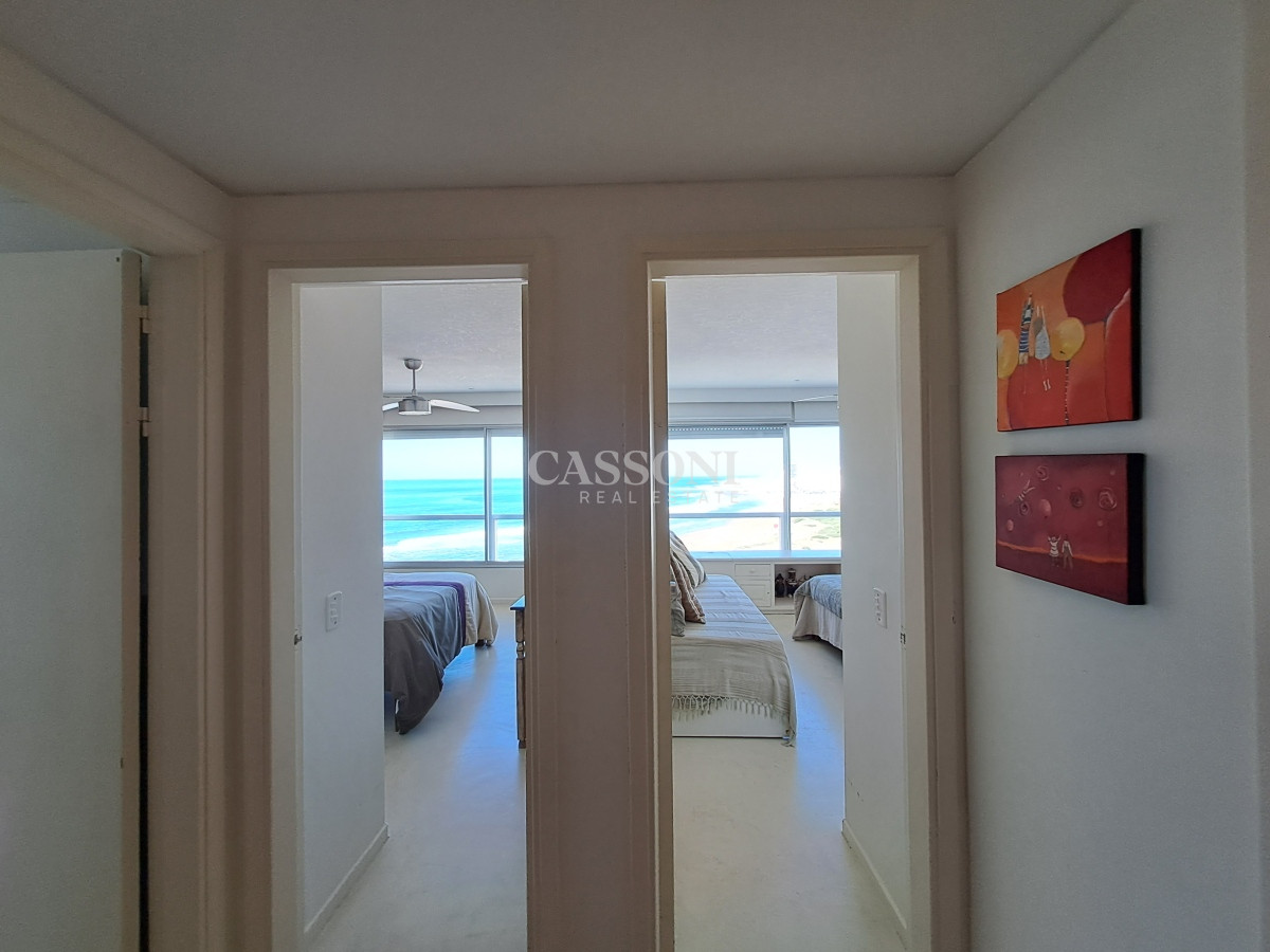 Apartamento ID.2411 - Espectacular planta 3 dormitorios y dependencia, Playa Brava